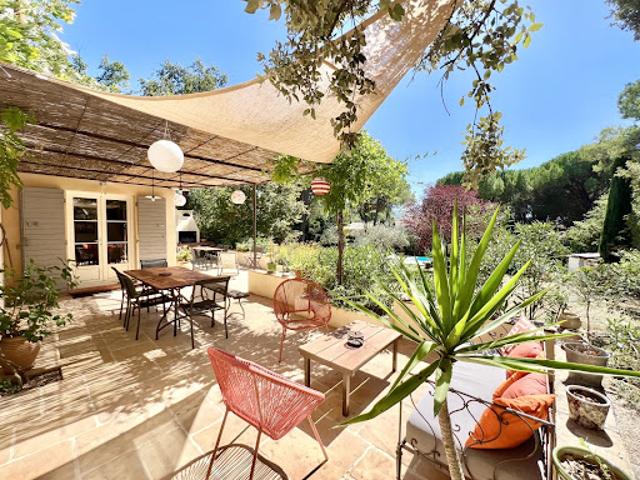 Vente Villa 5 pièces 183.51 m2 Camps la Source