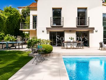 Vente Villa 5 pièces 183 m2 Nice