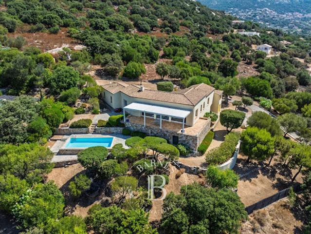 Vente Villa 5 pièces 184 m2 Lumio