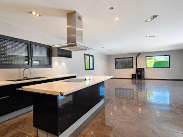 Vente Villa 5 pièces 184 m2 Marignier
