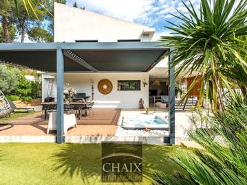 Vente Villa 5 pièces 185 m2 Gemenos