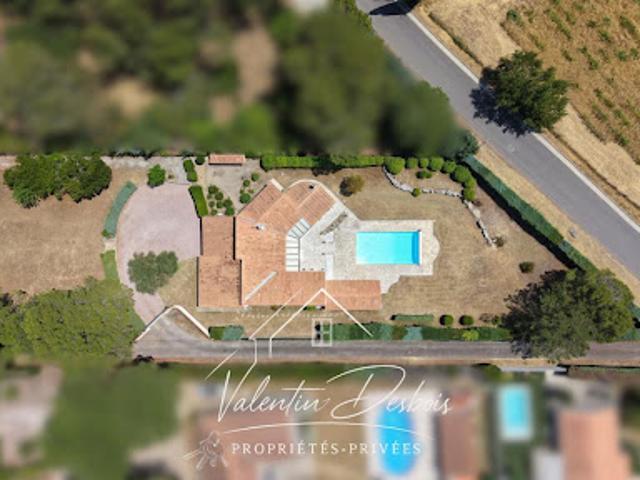 Vente Villa 5 pièces 185 m2 Villemoustaussou