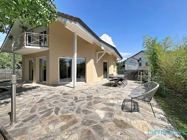 Vente Villa 5 pièces 188.92 m2 Versonnex