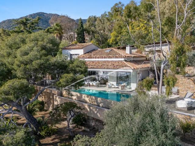 Vente Villa 5 pièces 200 m2 Le Lavandou