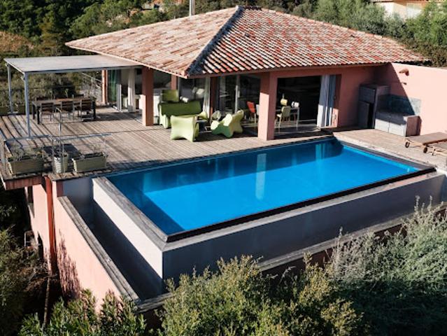 Vente Villa 5 pièces 205.97 m2 Sainte lucie de porto vecchio