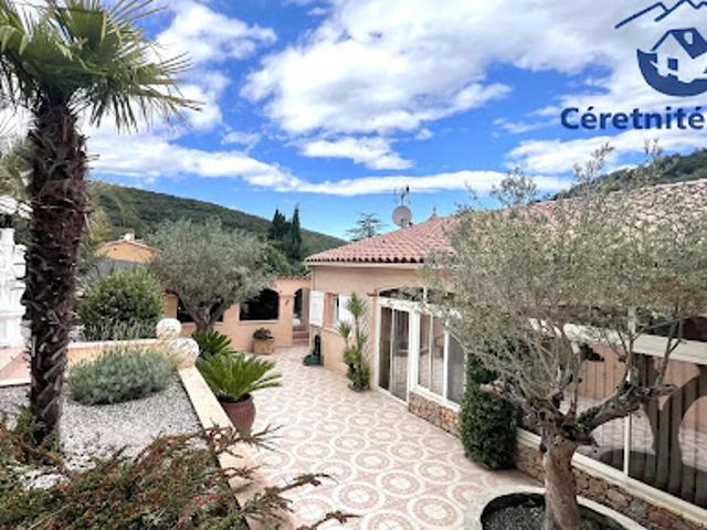 Vente Maison 5 pièces 225.87 m2 Reynès