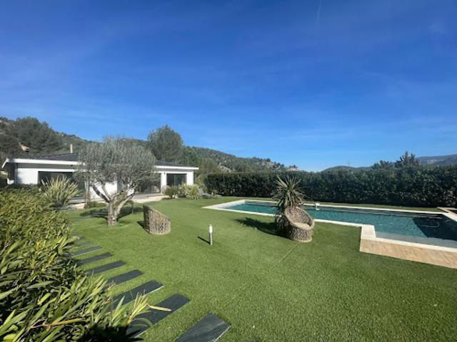 Vente Villa 5 pièces 230 m2 Roquevaire