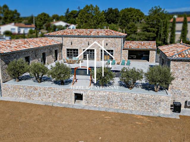 Vente Villa 5 pièces 240 m2 Lablachère