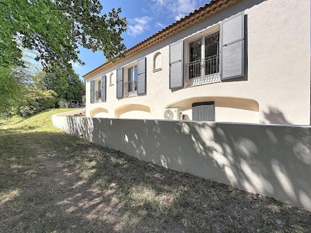 Vente Villa 5 pièces 250 m2 Saint Paul en Forêt