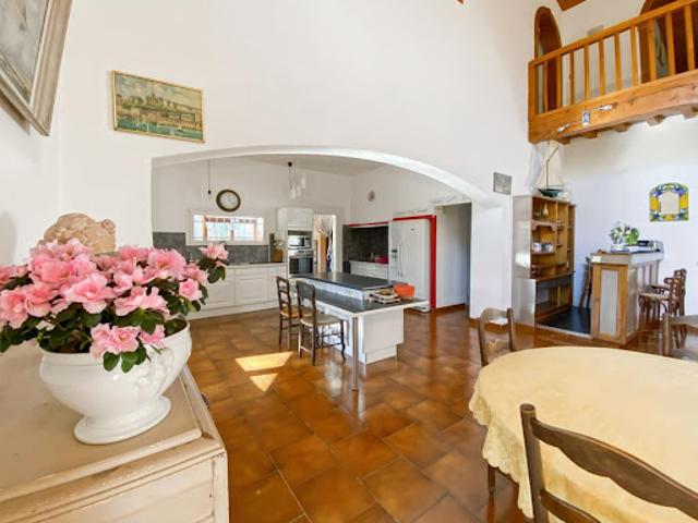 Vente Villa 5 pièces 263 m2 Septfonds