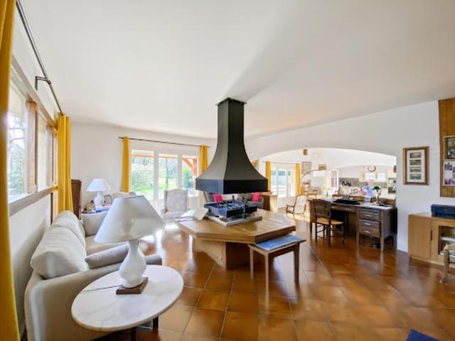 Vente Villa 5 pièces 263 m2 Septfonds