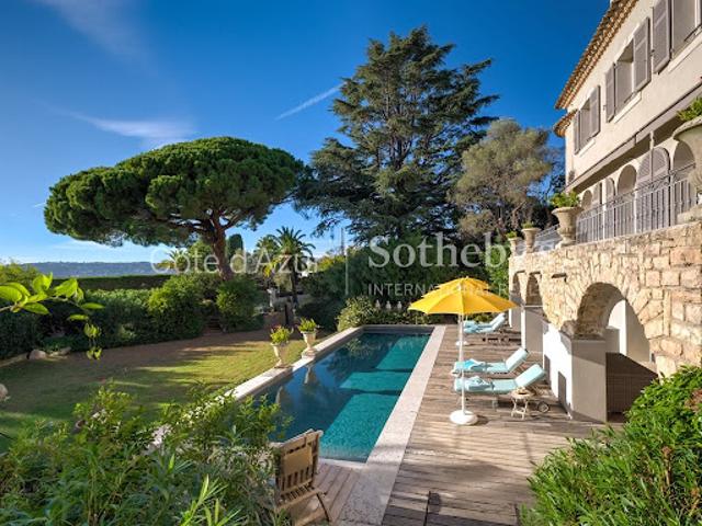 Vente Villa 5 pièces 300 m2 Cap d'Antibes