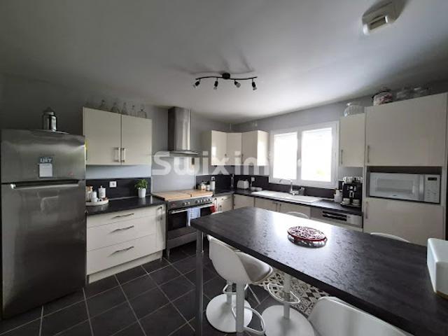 Vente Villa 6 pièces 101 m2 Saint Cyr sur Menthon