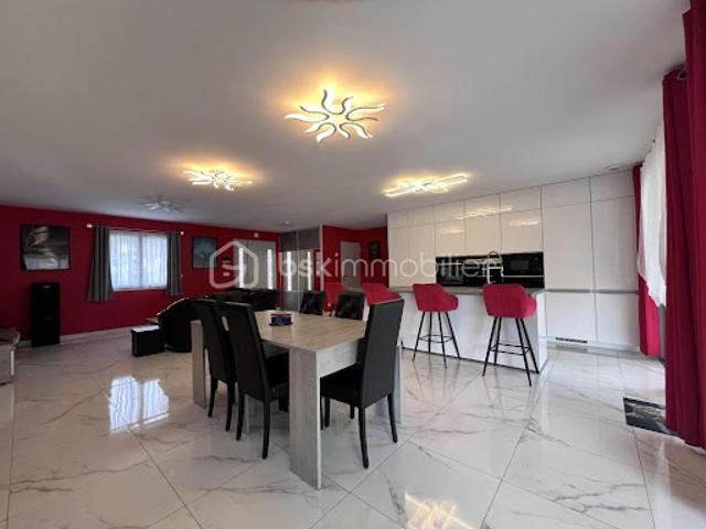 Vente Villa 6 pièces 124.37 m2 Le Châtelard