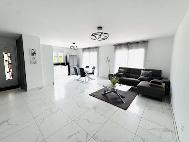 Vente Villa 6 pièces 126 m2 Romilly sur Seine