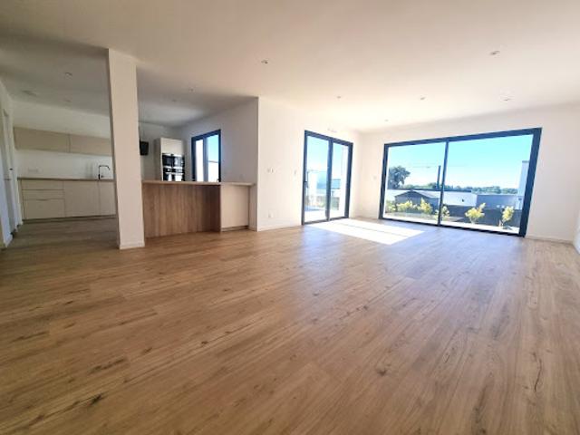 Vente Villa 6 pièces 130 m2 Montreuil le Gast