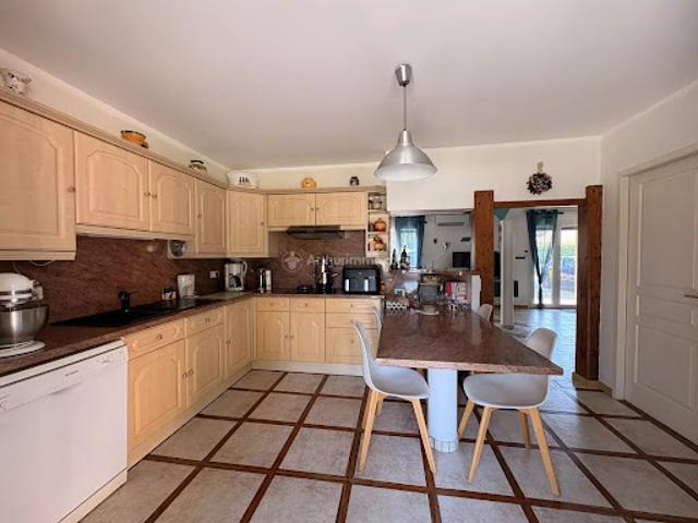 Vente Villa 6 pièces 132.67 m2 Brens