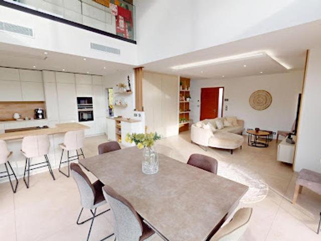 Vente Villa 6 pièces 136.5 m2 La Motte