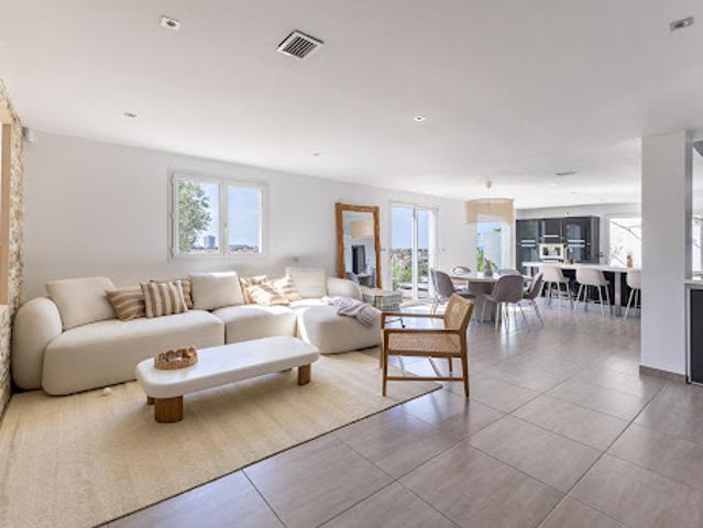 Vente Villa 6 pièces 139.92 m2 Marseille 15ème