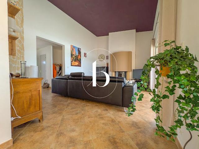 Vente Villa 6 pièces 140 m2 Barjac