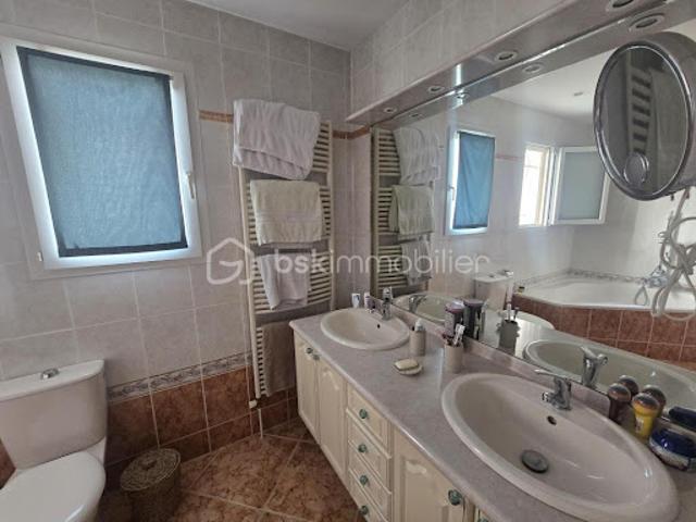 Vente Villa 6 pièces 140 m2 Payrin Augmontel
