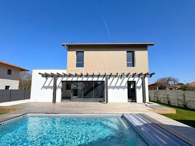 Vente Villa 6 pièces 145 m2 Capbreton
