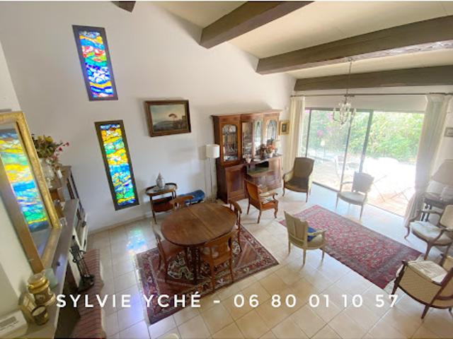 Vente Villa 6 pièces 146 m2 Narbonne