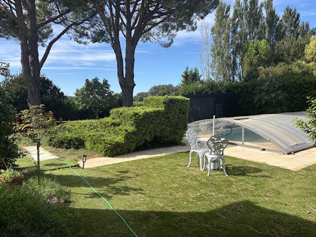 Vente Villa 6 pièces 150 m2 Caderousse