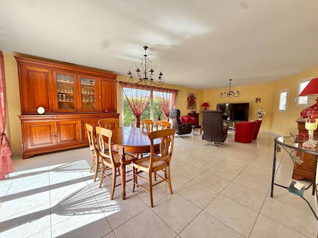 Vente Villa 6 pièces 150 m2 Claira