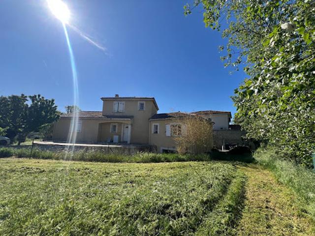 Vente Villa 6 pièces 150 m2 Bourg les valence