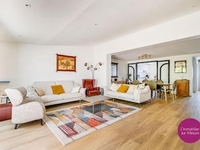 Vente Villa 6 pièces 150 m2 Montreuil