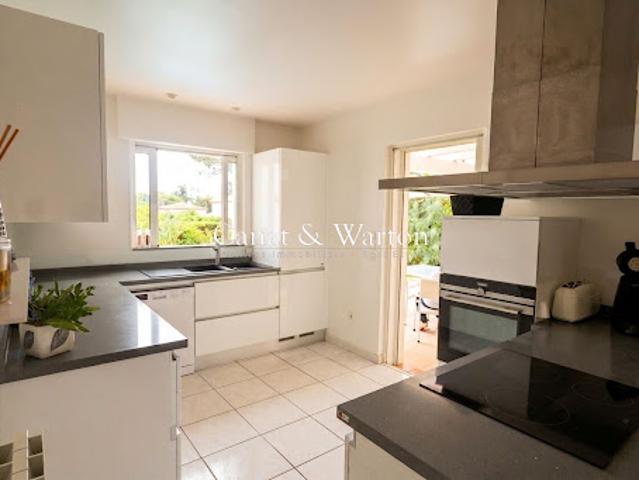 Vente Villa 6 pièces 150 m2 Saint raphael