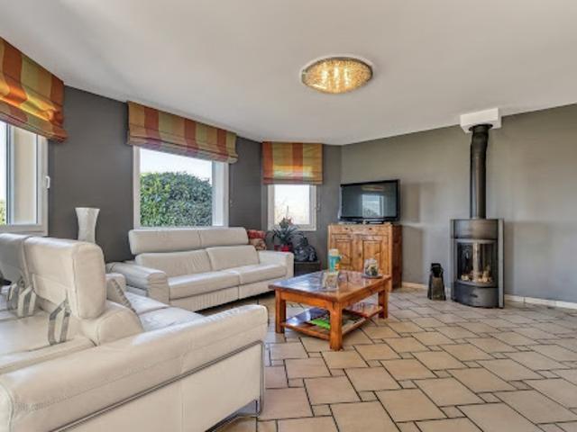 Vente Villa 6 pièces 151.49 m2 Balmont