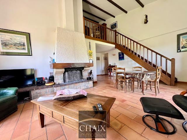 Vente Villa 6 pièces 153.42 m2 Roquevaire
