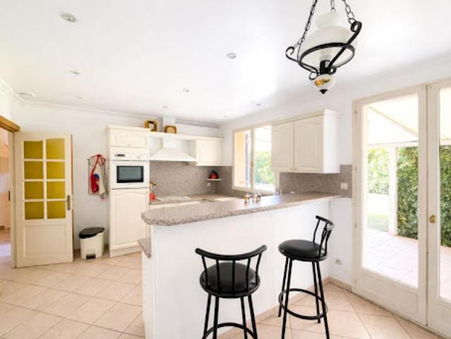 Vente Villa 6 pièces 155 m2 Caissargues