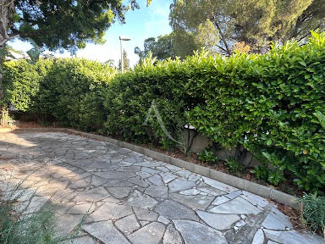 Vente Villa 6 pièces 157.62 m2 Manosque