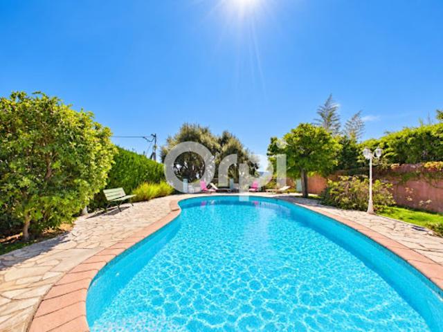 Vente Villa 6 pièces 160 m2 Mandelieu la Napoule