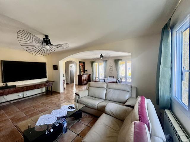 Vente Villa 6 pièces 160 m2 Saint Gilles