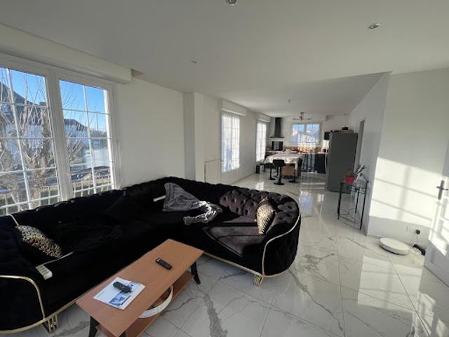 Vente Villa 6 pièces 160 m2 Saint Erblon