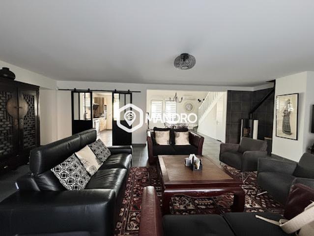 Vente Villa 6 pièces 161.94 m2 Ille sur Têt