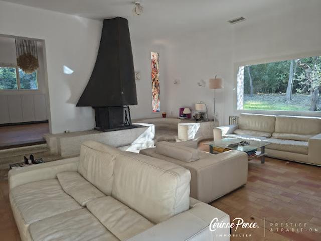 Vente Villa 6 pièces 186 m2 Nimes