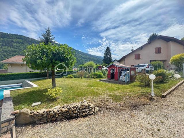Vente Villa 6 pièces 169 m2 Allevard