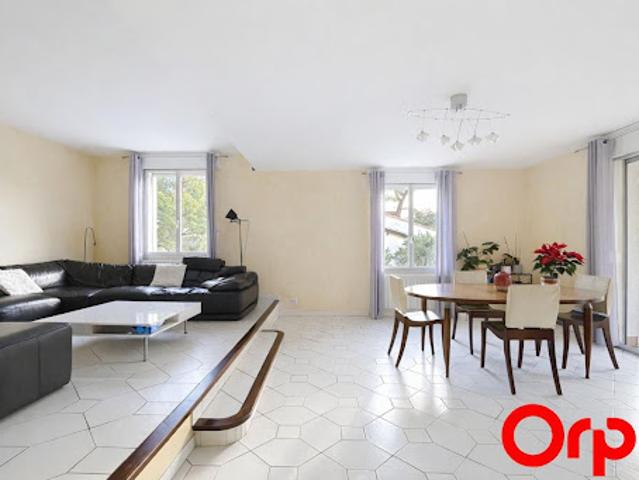 Vente Villa 6 pièces 173 m2 Le Crès