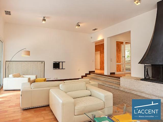 Vente Villa 6 pièces 175 m2 Nimes