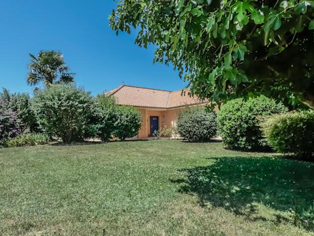 Vente Villa 6 pièces 180 m2 Morlaàs