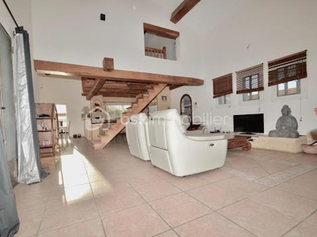 Vente Villa 6 pièces 180 m2 Pia