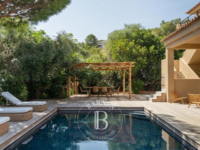 Vente Villa 6 pièces 184.82 m2 Sainte lucie de porto vecchio