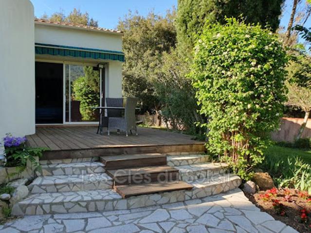 Vente Villa 6 pièces 185 m2 Solliès Toucas