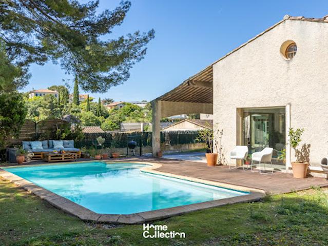 Vente Maison 6 pièces 193 m2 Marseille 12ème