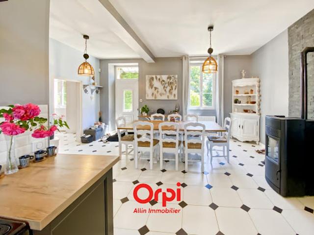 Vente Villa 6 pièces 195 m2 Clugnat